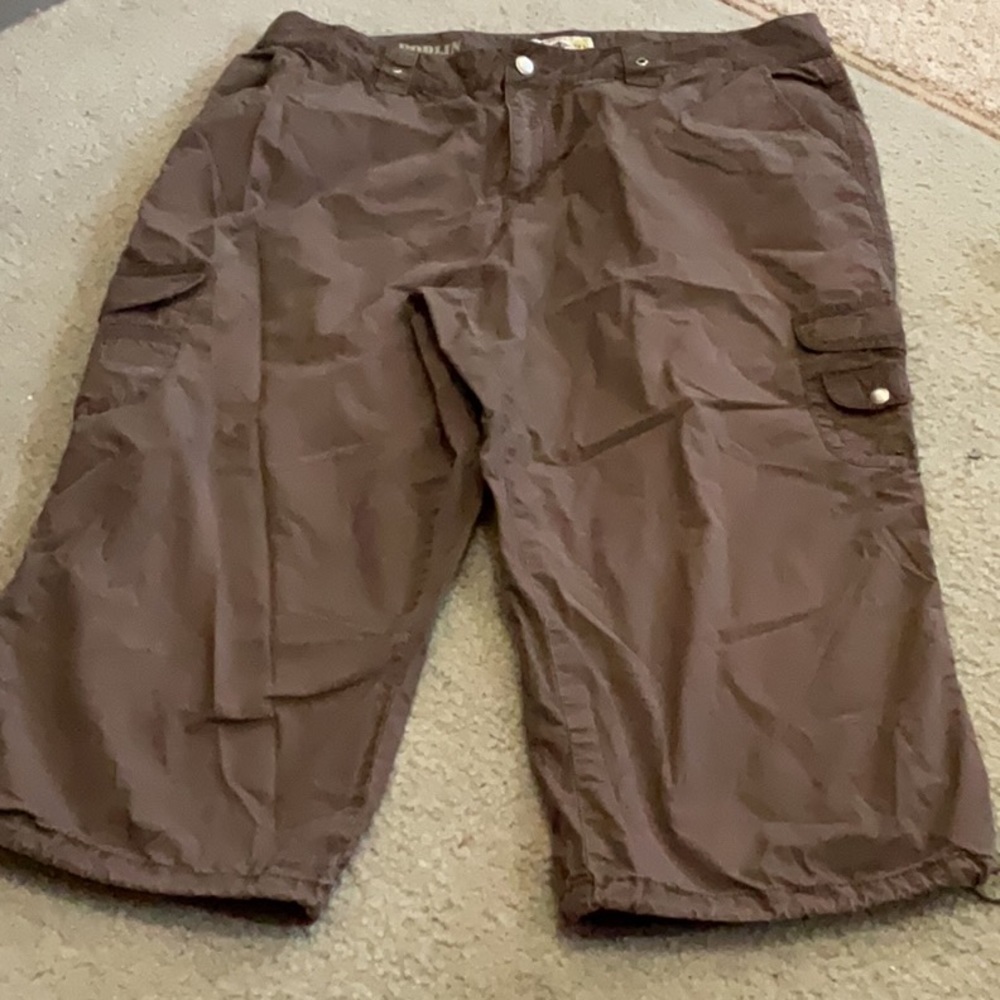 EUC woman’s CARIBBEAN JOE capri pants - Picture 1 of 4